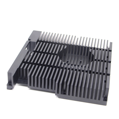 Εξωθημένο CNC που επεξεργάζεται τα μέρη Heatsink αργιλίου για το βιομηχανικό εξοπλισμό στη μηχανή