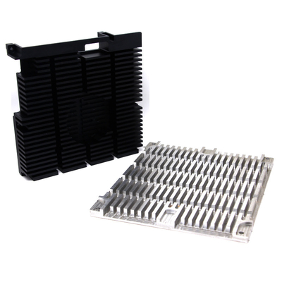 Εξωθημένο CNC που επεξεργάζεται τα μέρη Heatsink αργιλίου για το βιομηχανικό εξοπλισμό στη μηχανή